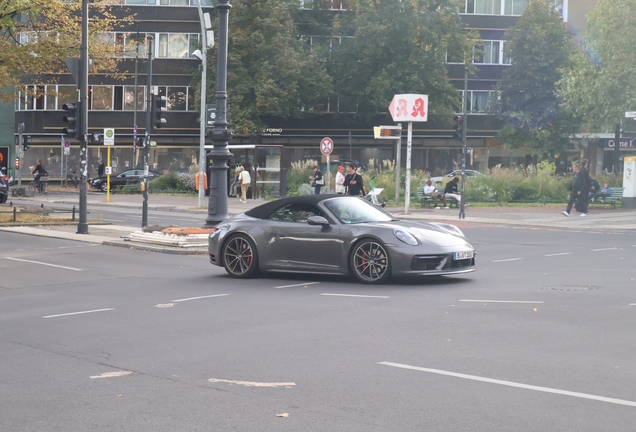 Porsche 992 Carrera 4S Cabriolet MkI
