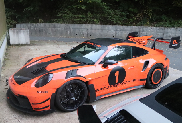 Porsche 992 GT3 RS MkI Weissach Package Manthey Racing