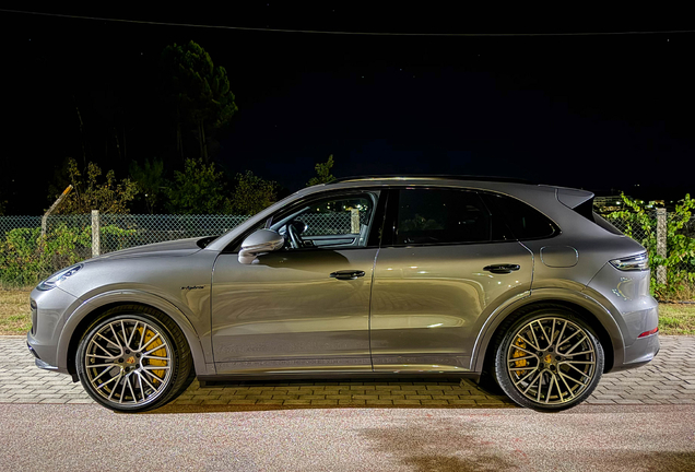 Porsche Cayenne Turbo S E-Hybrid