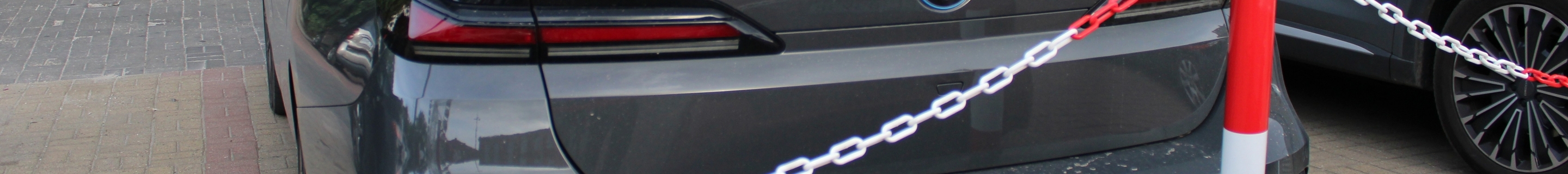 BMW M760e xDrive