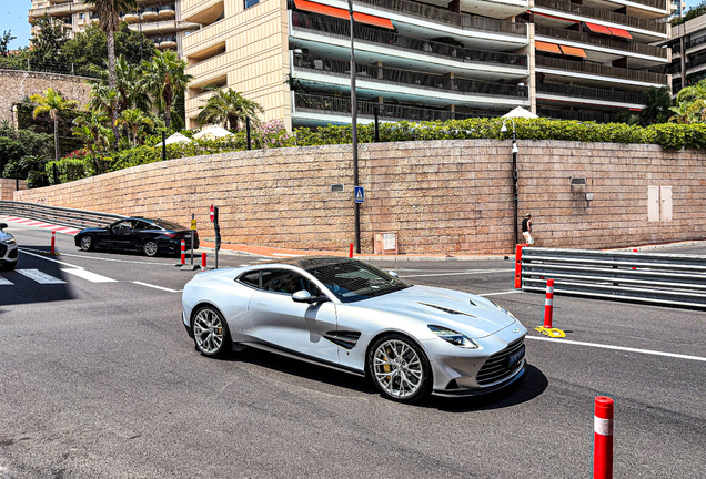 Aston Martin Vanquish 2025