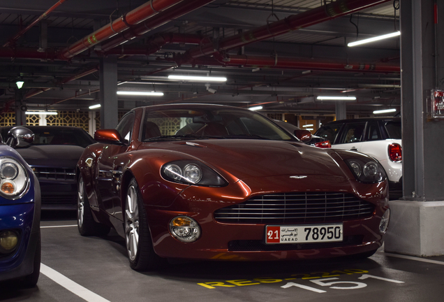 Aston Martin Vanquish S