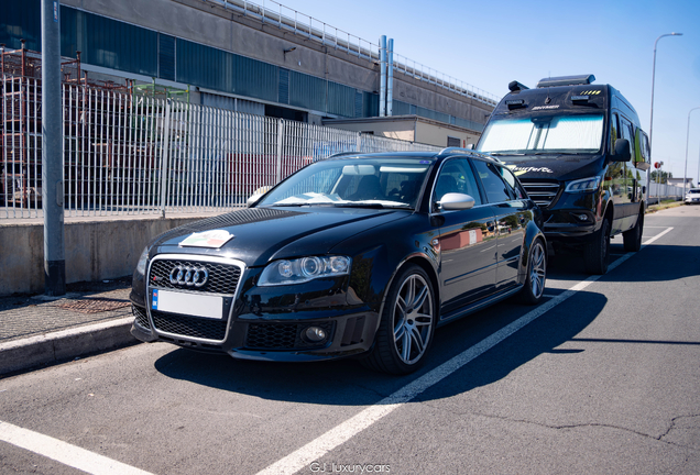 Audi RS4 Avant B7