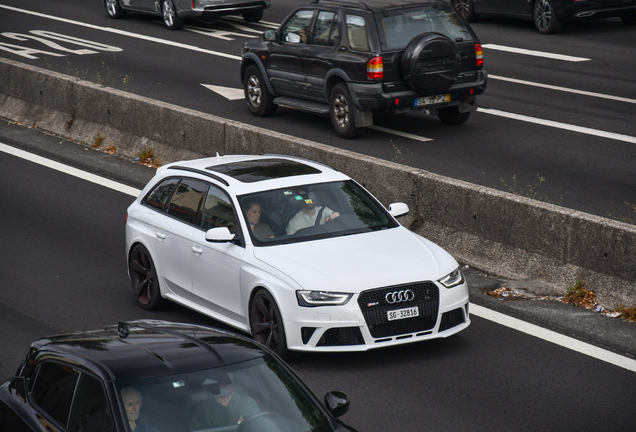 Audi RS4 Avant B8