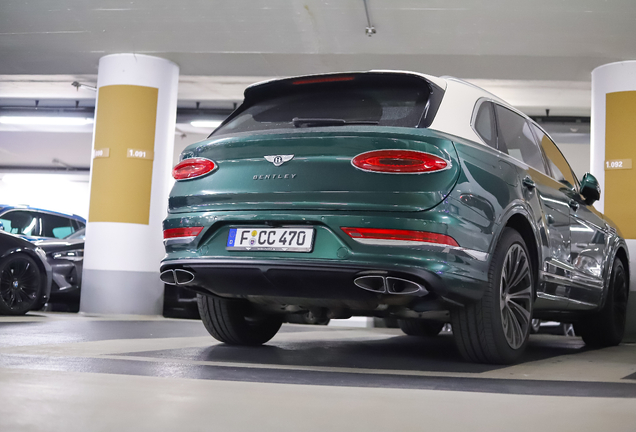 Bentley Bentayga Azure 2024