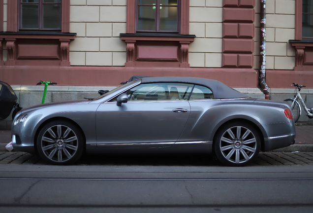 Bentley Continental GTC V8