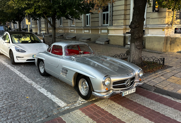 Mercedes-Benz 300SL Gullwing