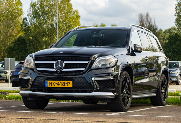 Mercedes-Benz GL 63 AMG X166