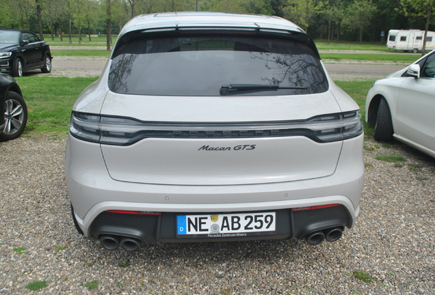 Porsche 95B Macan GTS MkIII