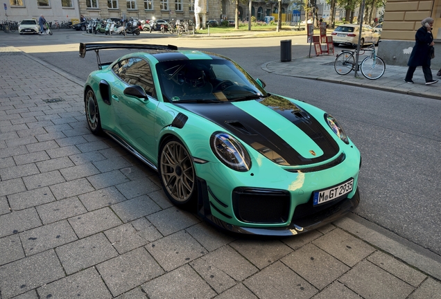 Porsche 991 GT2 RS Weissach Package Manthey Racing