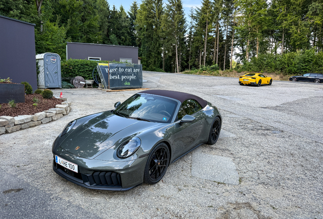 Porsche 992 Carrera 4 GTS Cabriolet MkII