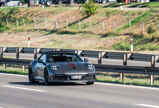 Porsche 992 Carrera 4S Cabriolet MkI