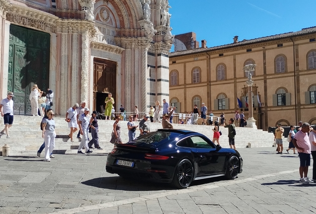 Porsche 992 Turbo MkI