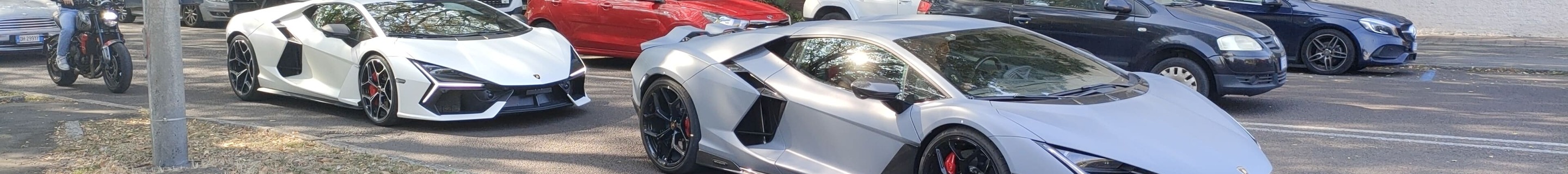 Lamborghini Revuelto