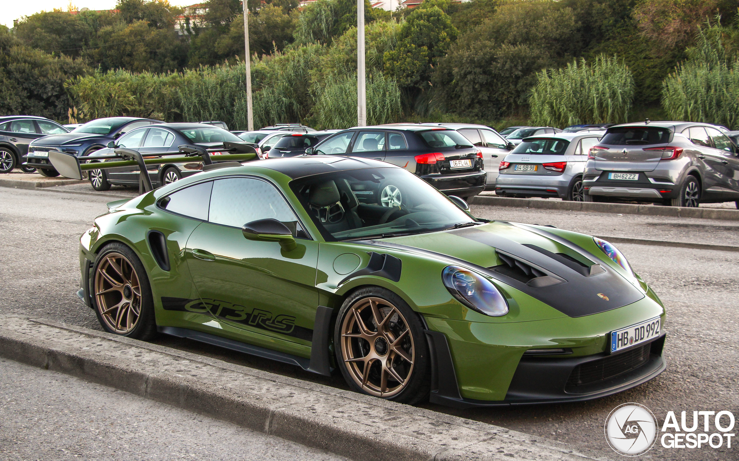 Porsche 992 GT3 RS MkI Weissach Package