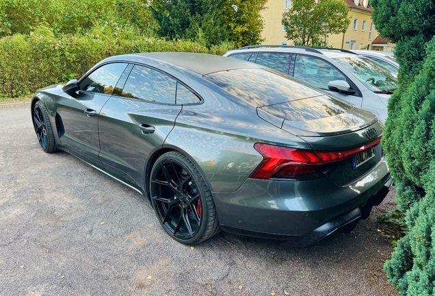 Audi RS E-Tron GT 2025