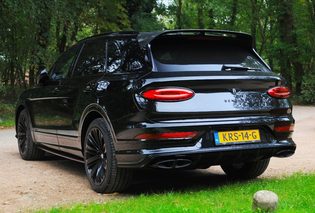 Bentley Bentayga Azure 2024