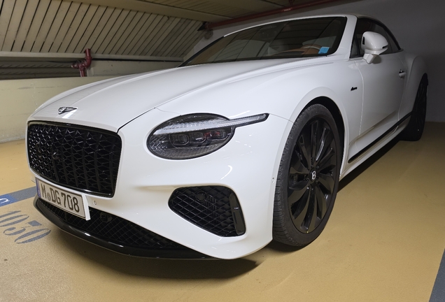 Bentley Continental GTC Azure 2025