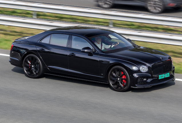 Bentley Flying Spur Hybrid