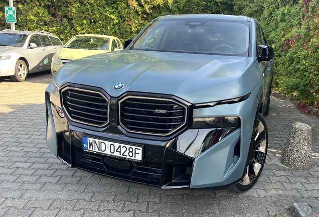 BMW XM G09