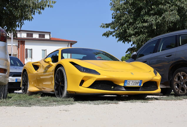 Ferrari F8 Spider