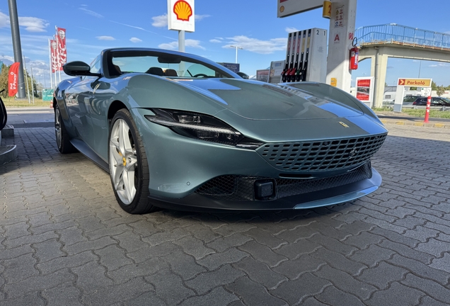 Ferrari Roma Spider