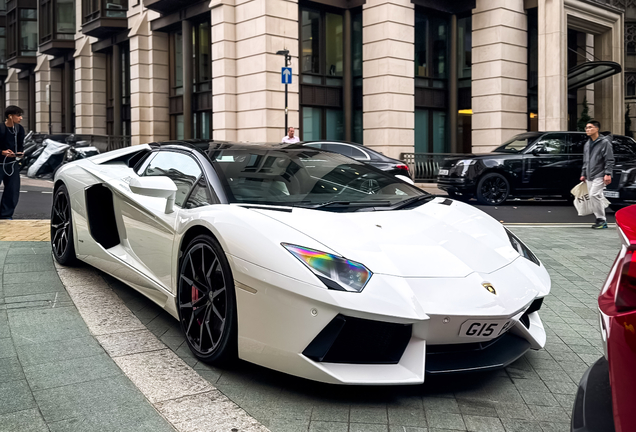 Lamborghini Aventador LP700-4 Roadster