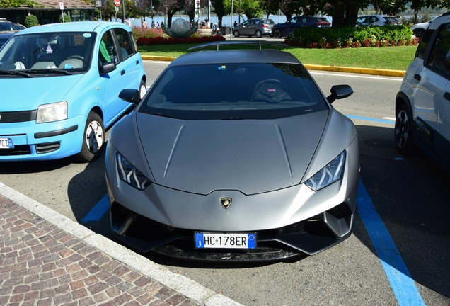Lamborghini Huracán LP640-4 Performante