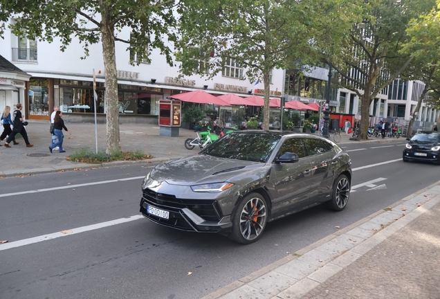 Lamborghini Urus S