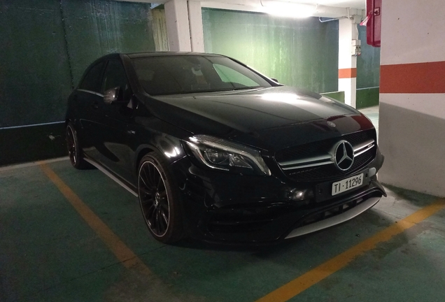 Mercedes-AMG A 45 W176 2015