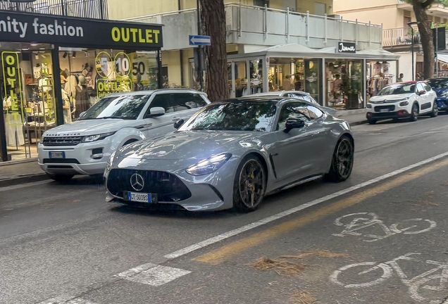 Mercedes-AMG GT 63 C192