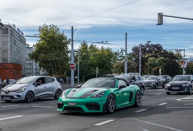 Porsche 718 Spyder RS Weissach Package