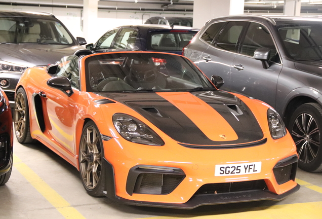 Porsche 718 Spyder RS Weissach Package