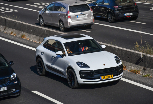 Porsche 95B Macan GTS MkIII
