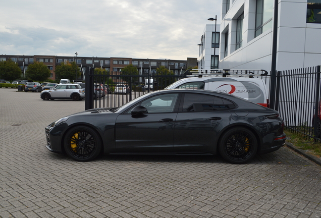 Porsche 972 Panamera Turbo S E-Hybrid