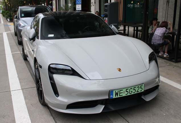 Porsche Taycan Turbo MkI