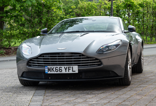 Aston Martin DB11