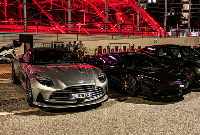 Aston Martin DB12 Volante