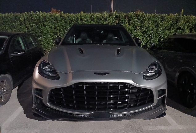 Aston Martin DBX707