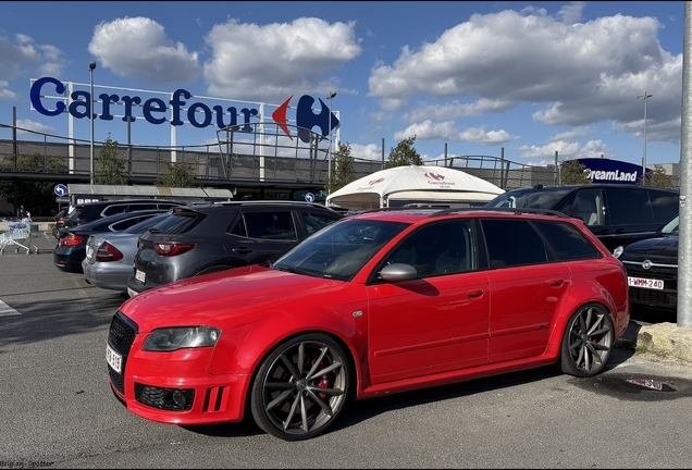 Audi RS4 Avant B7