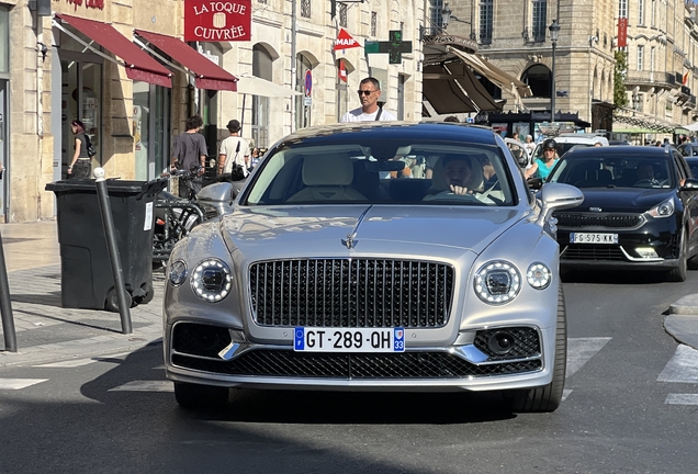 Bentley Flying Spur Hybrid