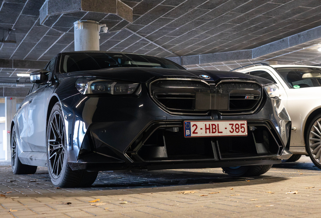 BMW M5 G90