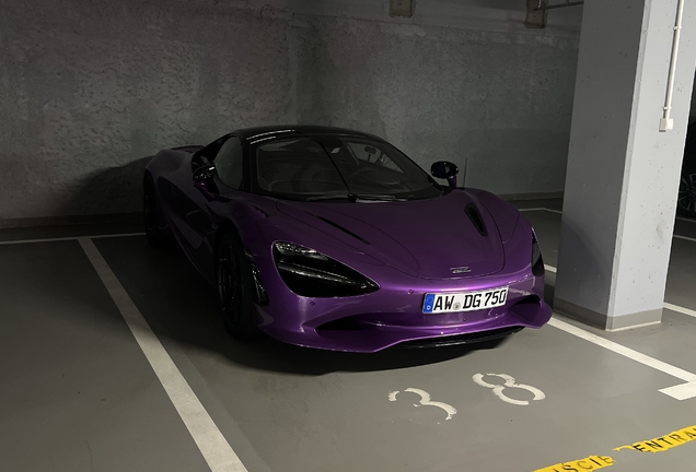 McLaren 750S Spider