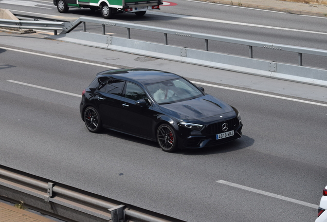 Mercedes-AMG A 45 S W177