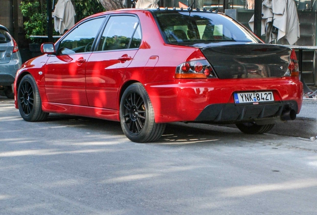 Mitsubishi Lancer Evolution IX FQ
