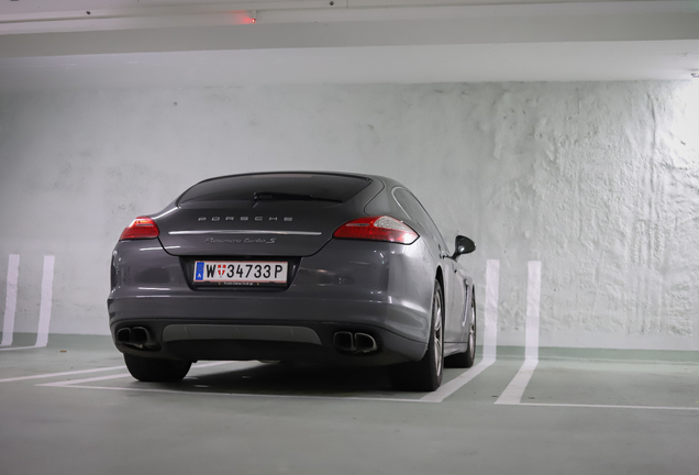 Porsche 970 Panamera Turbo S MkI