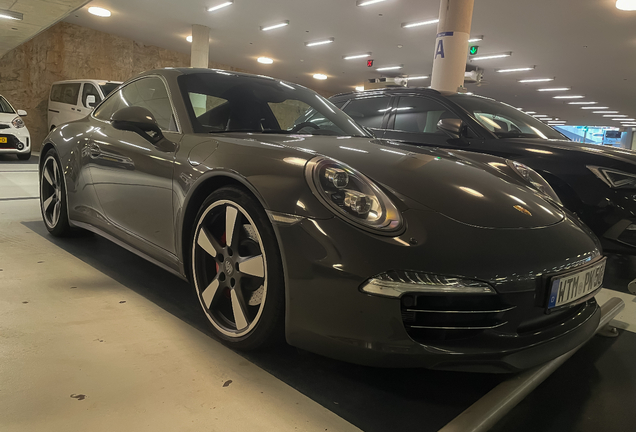 Porsche 991 50th Anniversary Edition