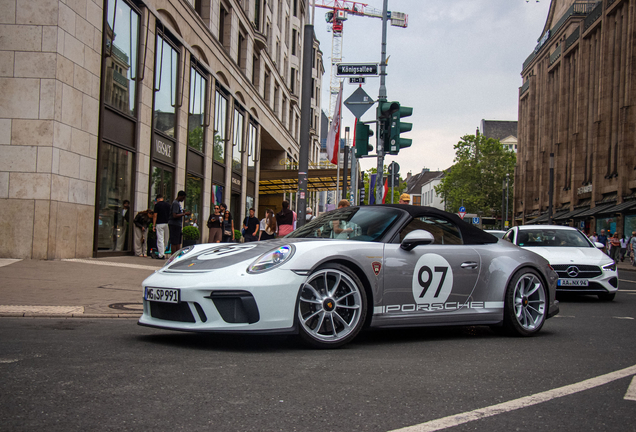 Porsche 991 Speedster Heritage Package