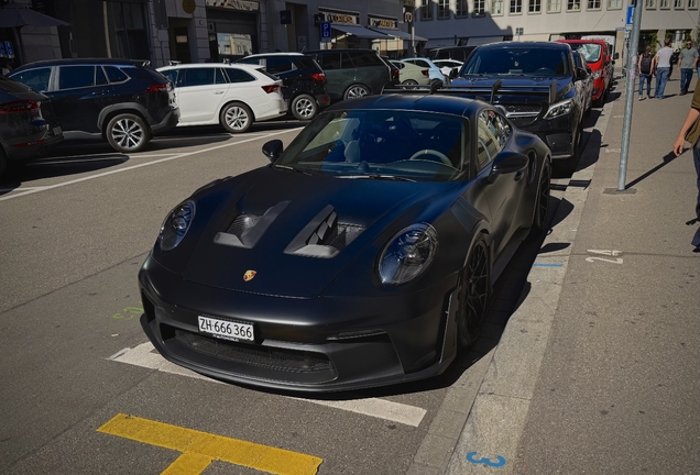 Porsche 992 GT3 RS MkI Weissach Package