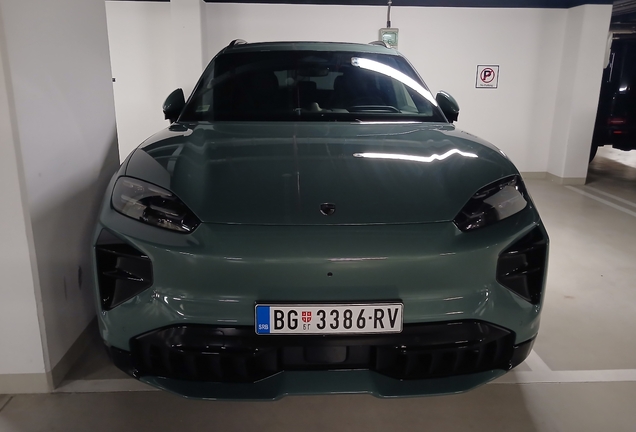 Porsche Cayenne Turbo Electric